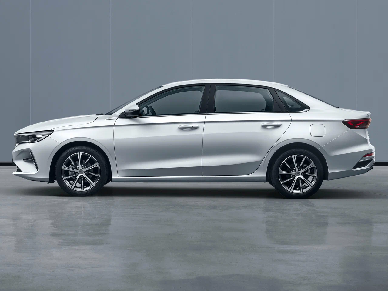 Geely Emgrand фото 10 в Москве Geely Emgrand фото 10 в Москве