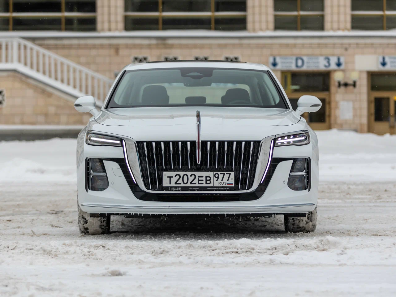 Hongqi H5 фото 5 в Москве