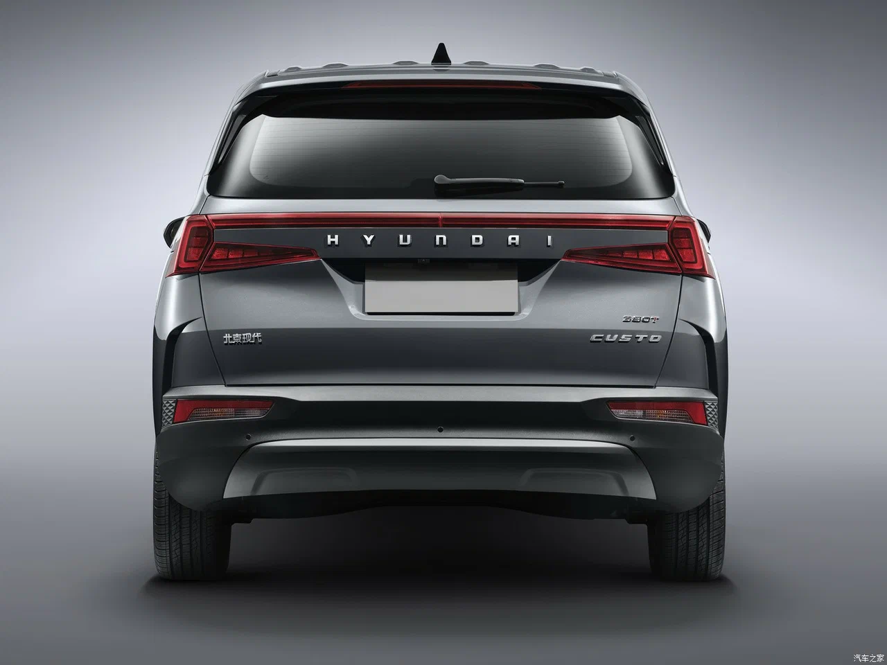 Hyundai Custin фото 8 в Москве