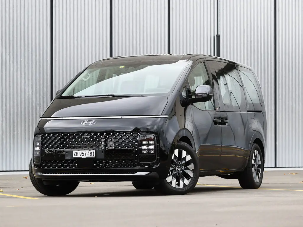 Hyundai Staria фото 8 в Москве