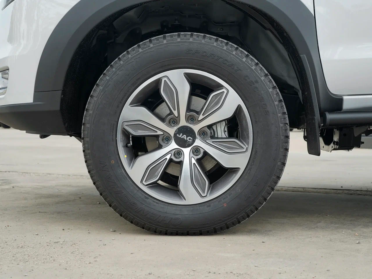 Jac T8 фото 11 в Москве Jac T8 фото 11 в Москве