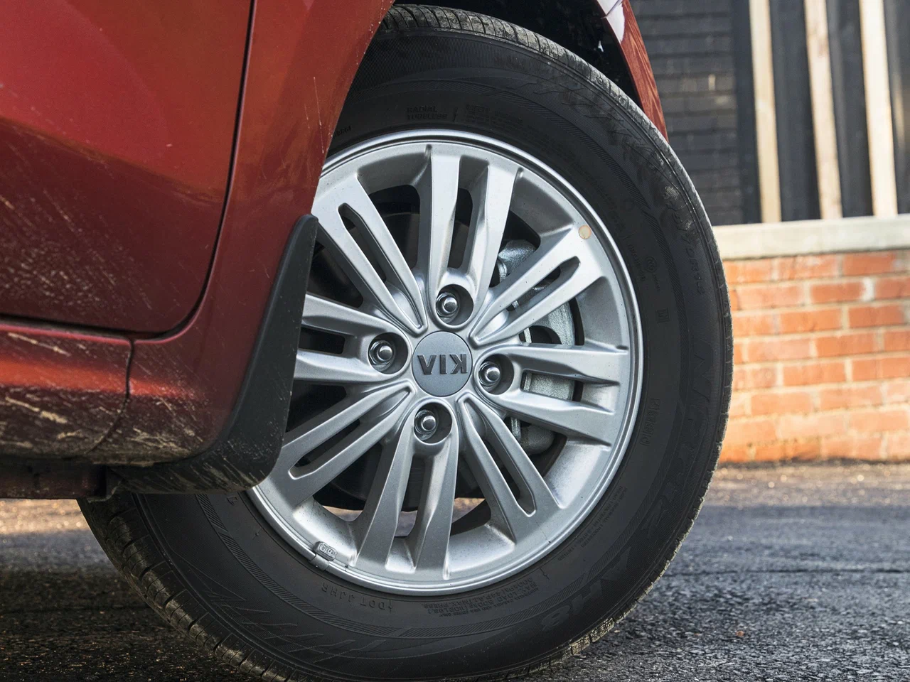 KIA Pegas фото 10 в Москве KIA Pegas фото 10 в Москве