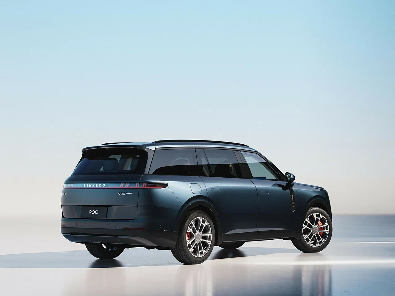 Lynk Co 900 фото 9 в Москве Lynk Co 900 фото 9 в Москве