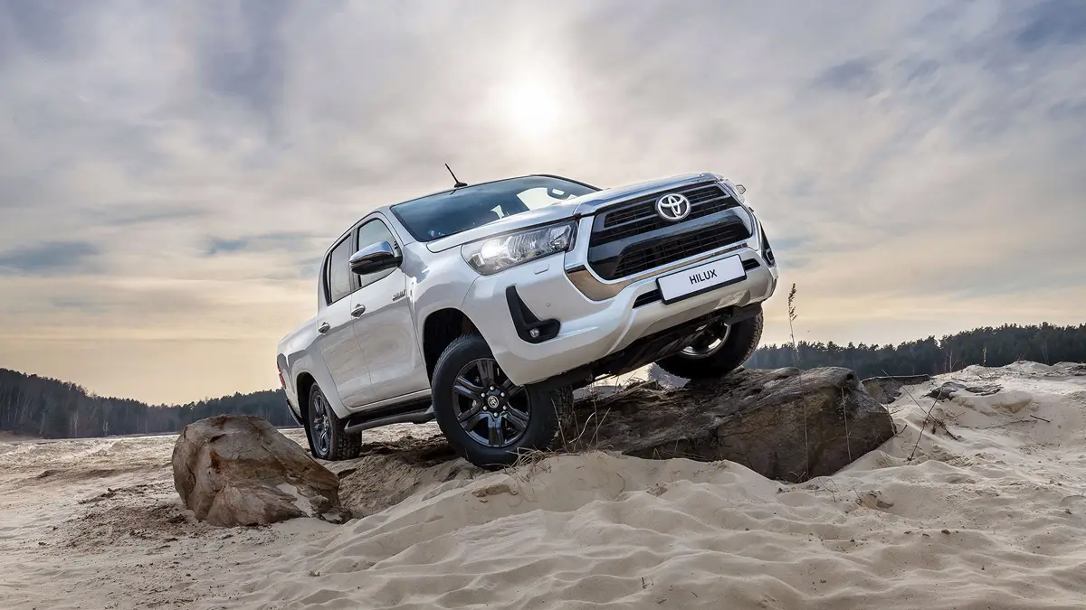 Toyota Hilux фото 9 в Москве